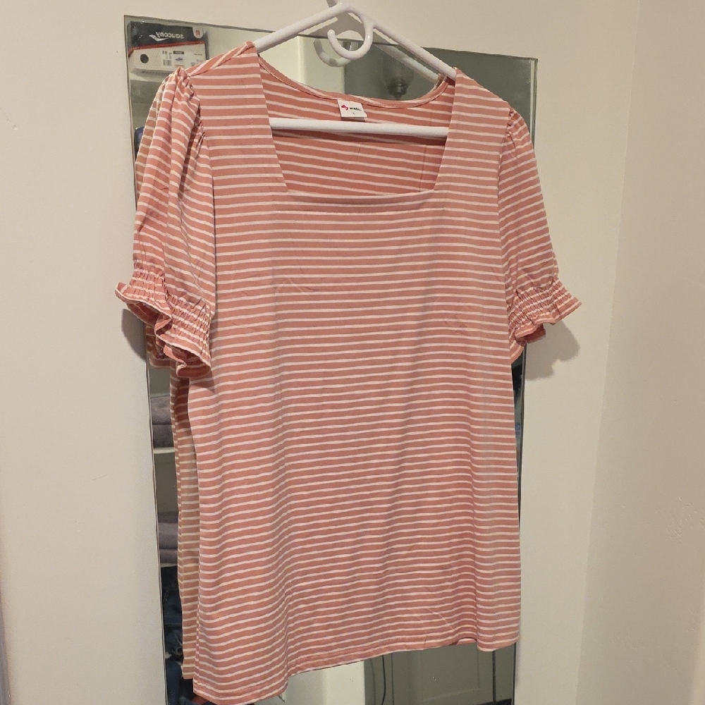Chic Pink Striped Blouse